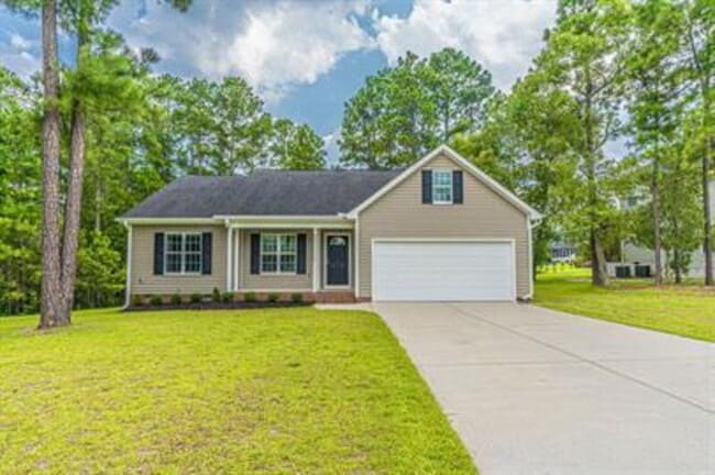 Building Photo - 428 Green Links Dr