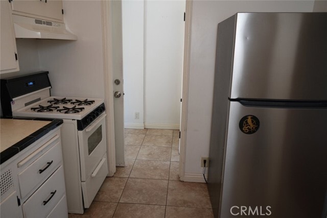 Foto del edificio - 2641 N White Ave