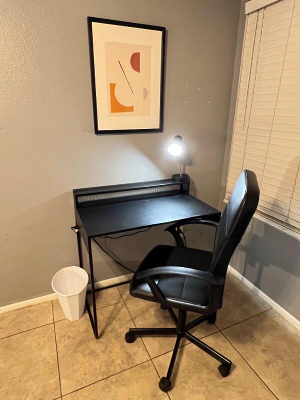 Foto del edificio - 1253 S Revere