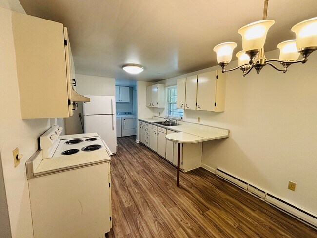 Foto del edificio - 1605 Lark Ln