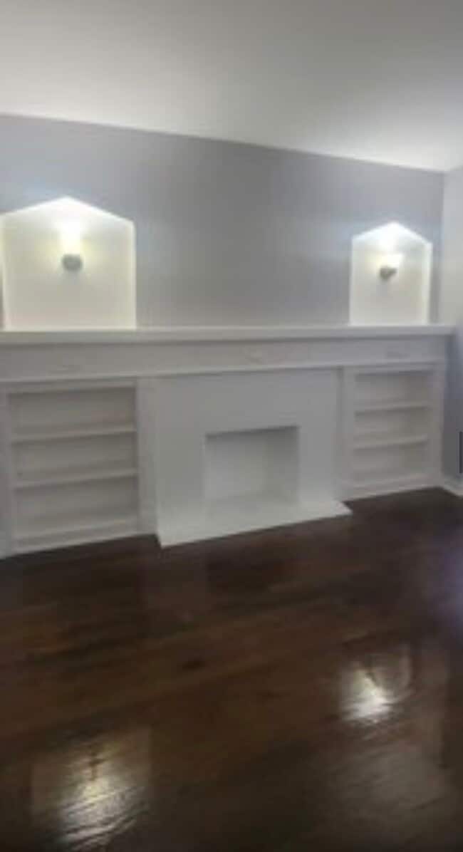 Building Photo - 8043 S Maryland Ave