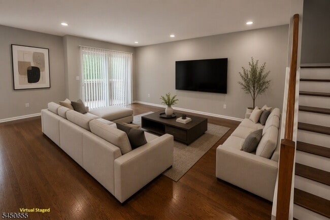 Building Photo - 2501 Vantage Ct