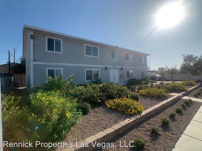 Foto del edificio - 448 Jefferson Blvd