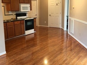 Building Photo - 838 Tangle Oaks Dr