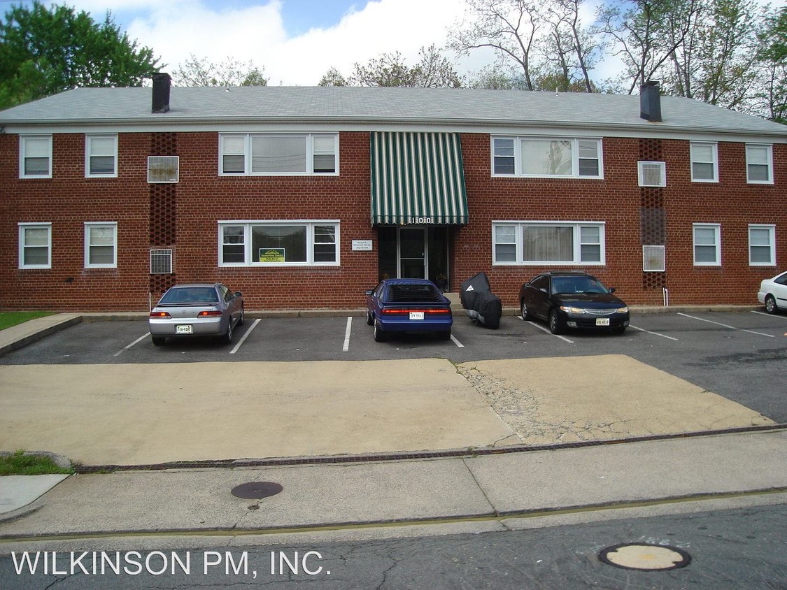 Primary Photo - 100 W Taylor Run Pkwy