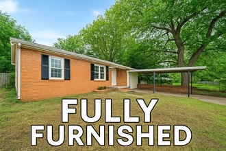 Building Photo - 1215 E Beverly St