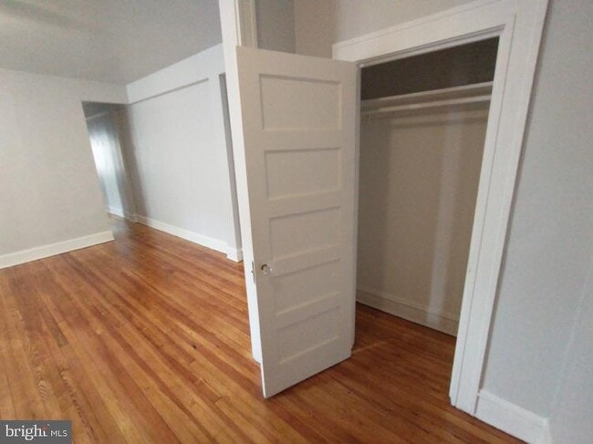 Foto del edificio - 307 Dolphin St