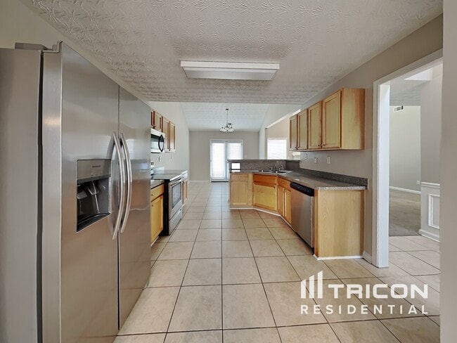 Building Photo - 3337 Coach House Ct