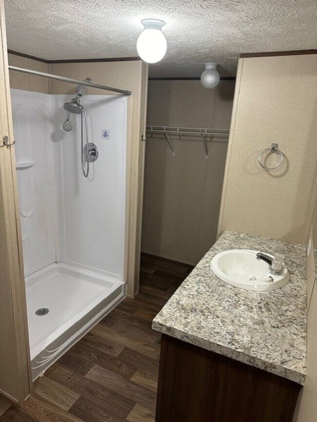 Foto del edificio - 3526 Lee Rd 137