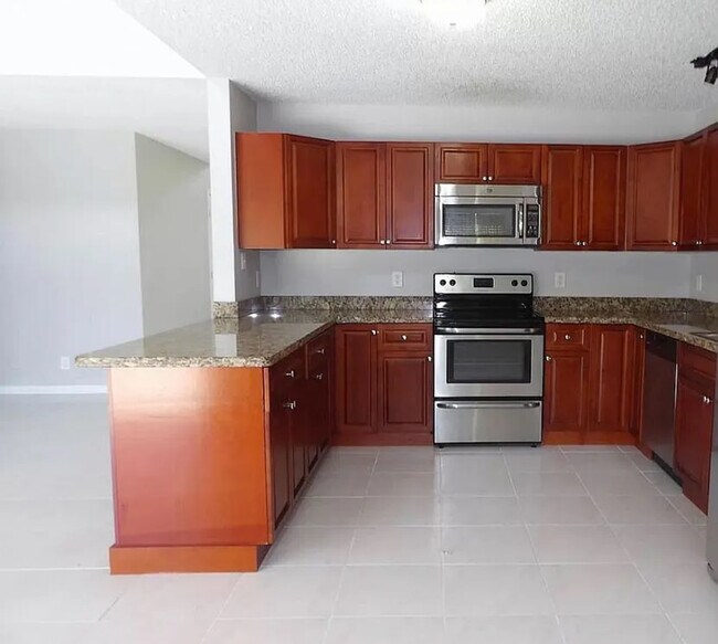 Foto del edificio - 10004 NW 57th Pl