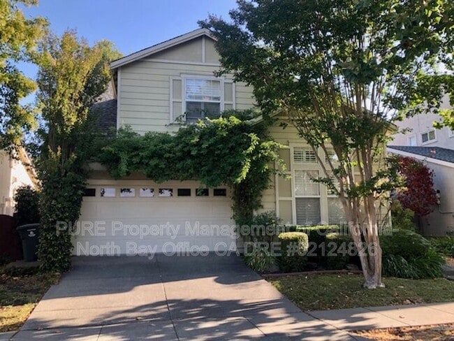 Building Photo - 516 Hawk Dr