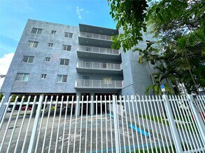 Building Photo - 2401 NW 23 St