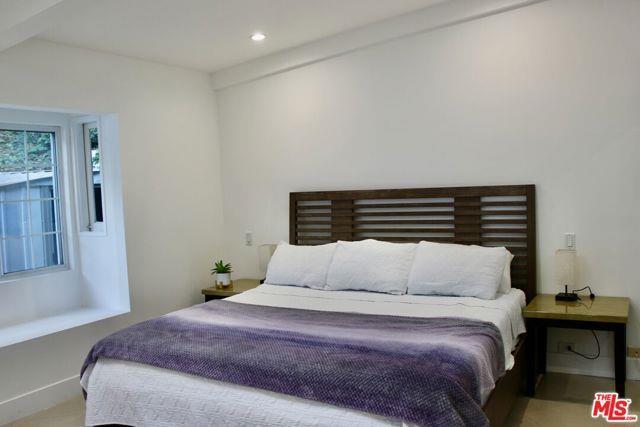 Foto del edificio - 1265 Bienveneda Ave