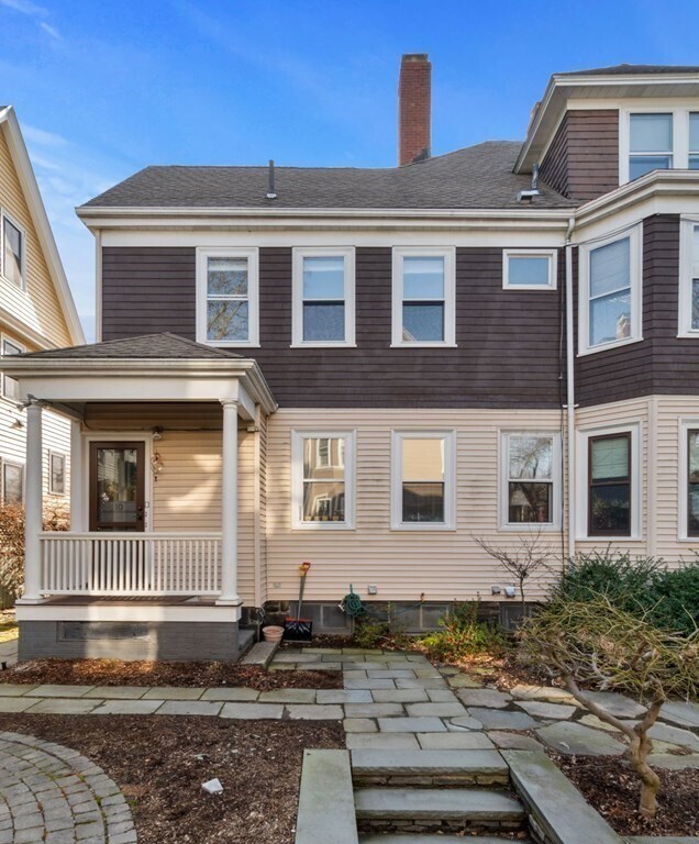 Foto principal - 10 W Bellevue Ave