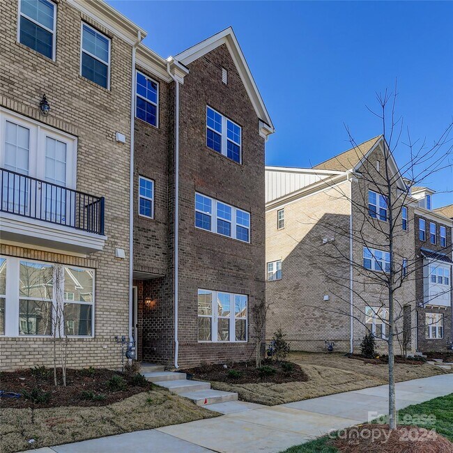 Building Photo - 11523 Red Rust Ln