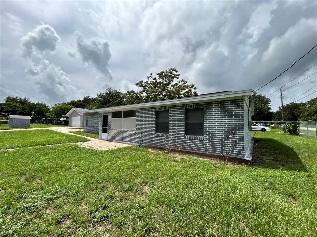 Foto principal - 5311 Yarber Ave