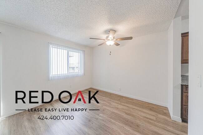 Foto del edificio - 16830 Kingsbury St