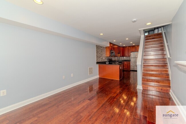 Foto del edificio - 2343 McElderry St