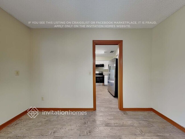 Foto del edificio - 8228 Lost Lake Dr