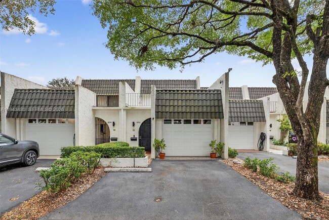 Foto del edificio - 8896 SW 62nd Terrace