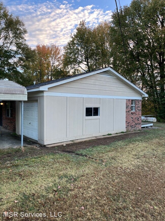 Building Photo - 3 br, 1 bath House - 264 Wilkinsville Road