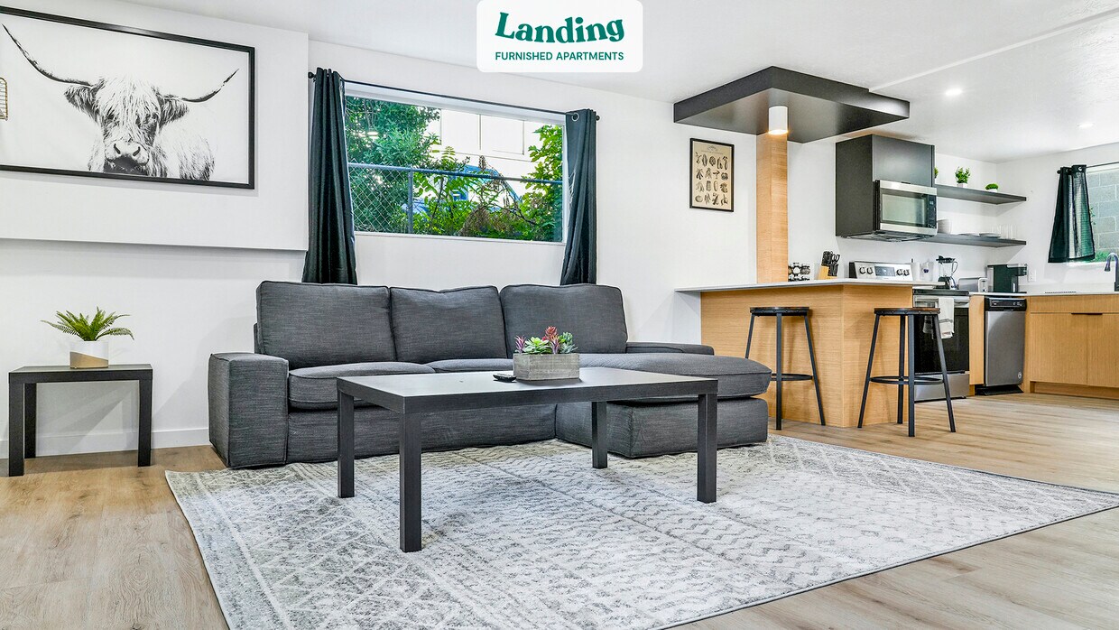 Foto principal - 284 Downington Ave S