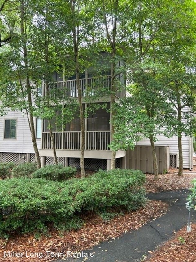 2 br, 2 bath House 33 Three Mast Lane House Rental in Hilton Head