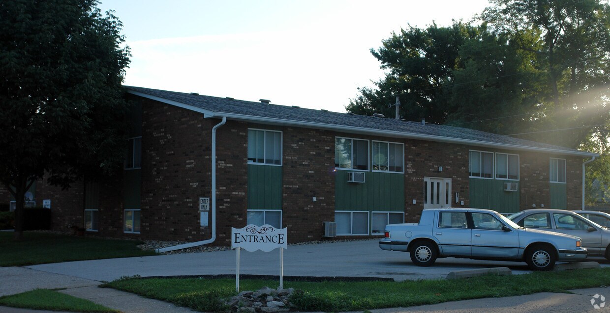 Building Photo - 3700 25th St