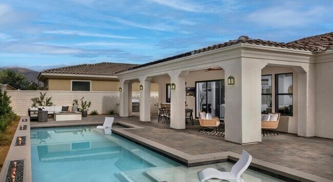 Building Photo - 75211 Palisades Pl