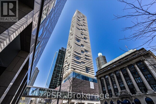 Photo du bâtiment - 88-2488 Harbour St