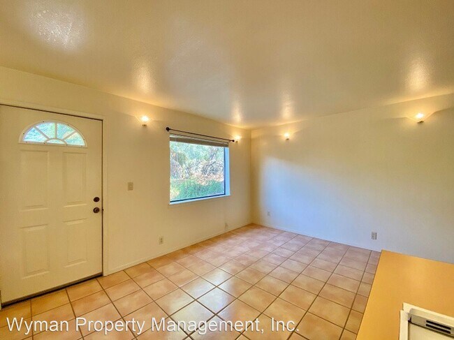 Building Photo - 2 br, 2 bath House - 1109 Barrow Lane