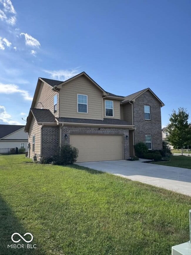 Building Photo - 17706 Arryne Dr E