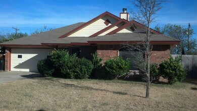 Building Photo - 1805 Ledgestone Dr