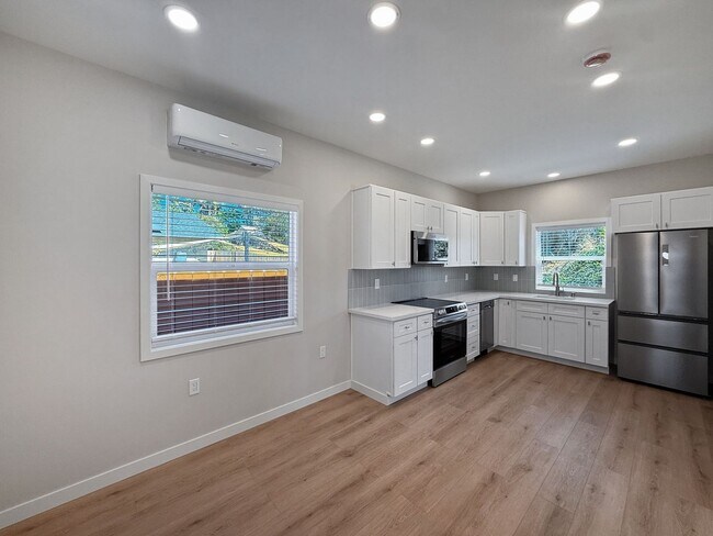 Foto del edificio - Stylish Newly Built 1BR/1BA ADU – In-Unit ...
