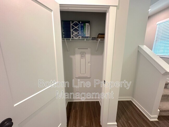 Photo - 3348 Finchborough Ct Townhome