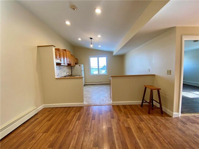 Foto del edificio - 16 Clearview Ave