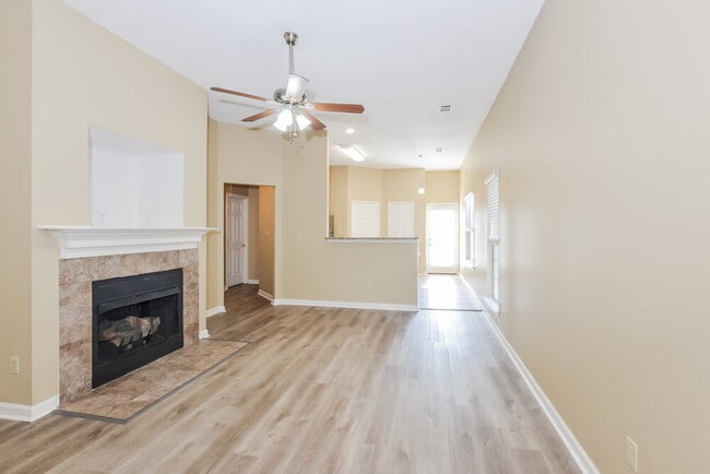 Building Photo - 6843 Mikayla Ln