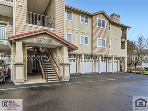 Building Photo - 10734 NE Holly St