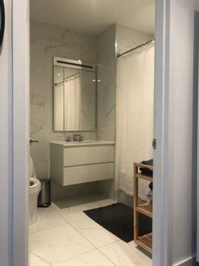 Building Photo - East 44th Street