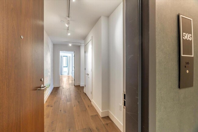 Foto del edificio - 1450 Franklin St