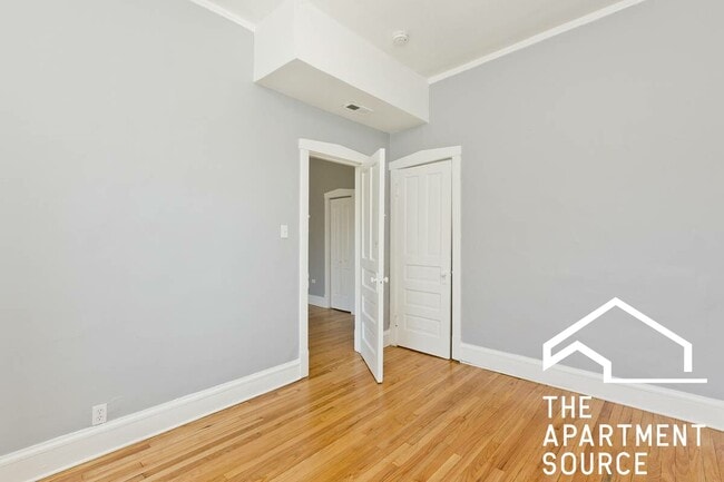 Foto del edificio - 3830 N Ashland Ave