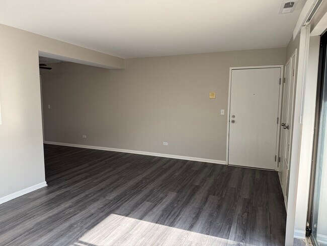 Foto del edificio - 2220 Abbeywood Dr