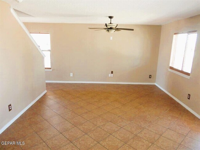 Building Photo - 3984 Tierra Venado Dr