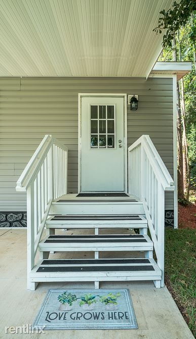 Building Photo - 3 br, 2 bath House - 2917 Kingswood Cir