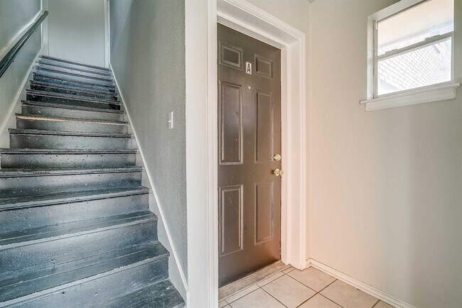 Foto del edificio - 3419 S University Dr