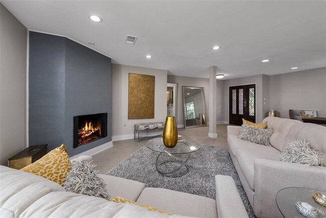 Foto del edificio - 5738 Reamer St