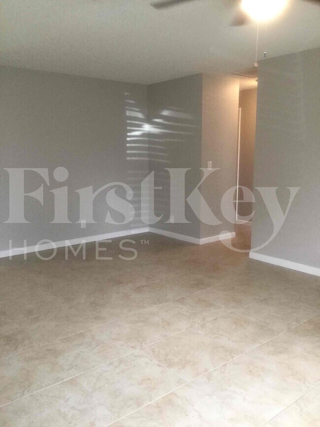Foto del edificio - 5619 Haverford Way