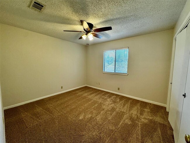 Building Photo - 6901 Argonne Forest Cove