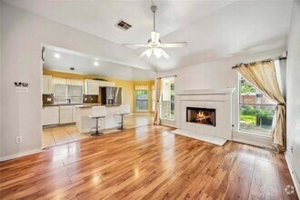 Building Photo - 8830 Sherina Park Dr
