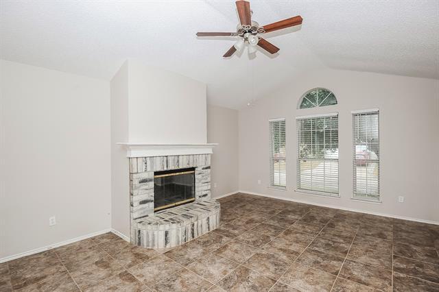 Foto del edificio - 6432 Twilight Cir